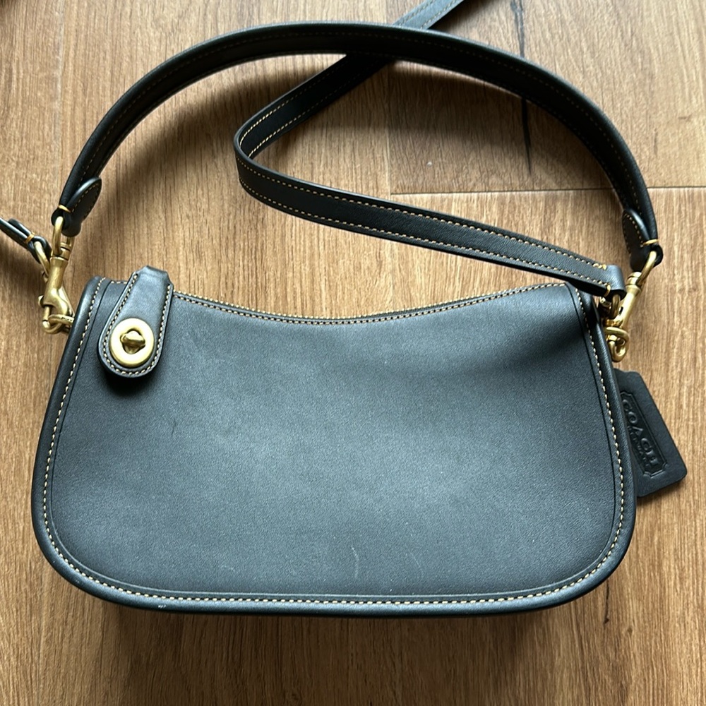 Coach Swinger Bag (Black)